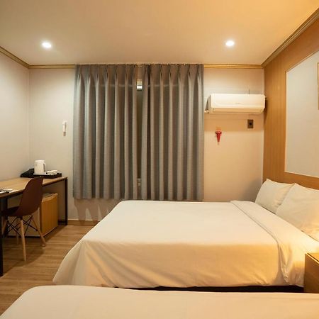 Jeju Stay Hotel Екстериор снимка