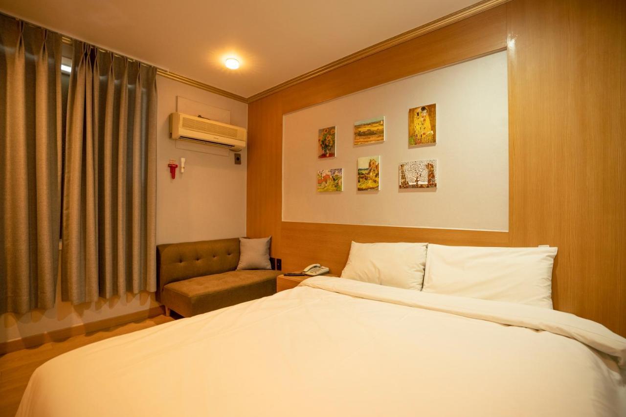Jeju Stay Hotel Екстериор снимка
