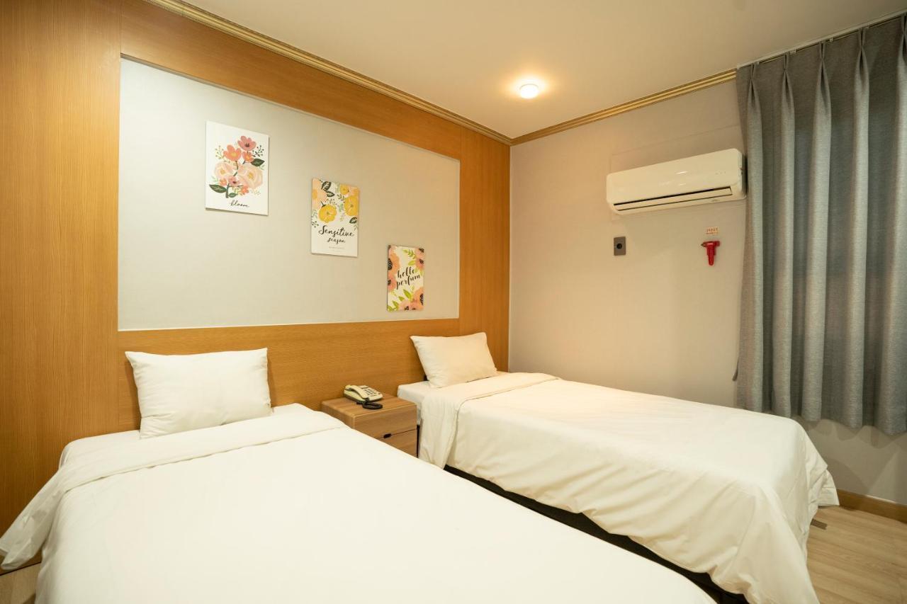 Jeju Stay Hotel Екстериор снимка
