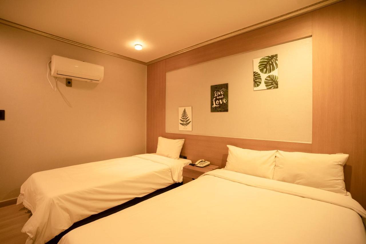 Jeju Stay Hotel Екстериор снимка