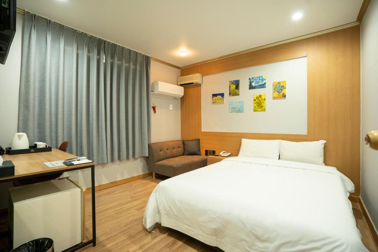 Jeju Stay Hotel Екстериор снимка