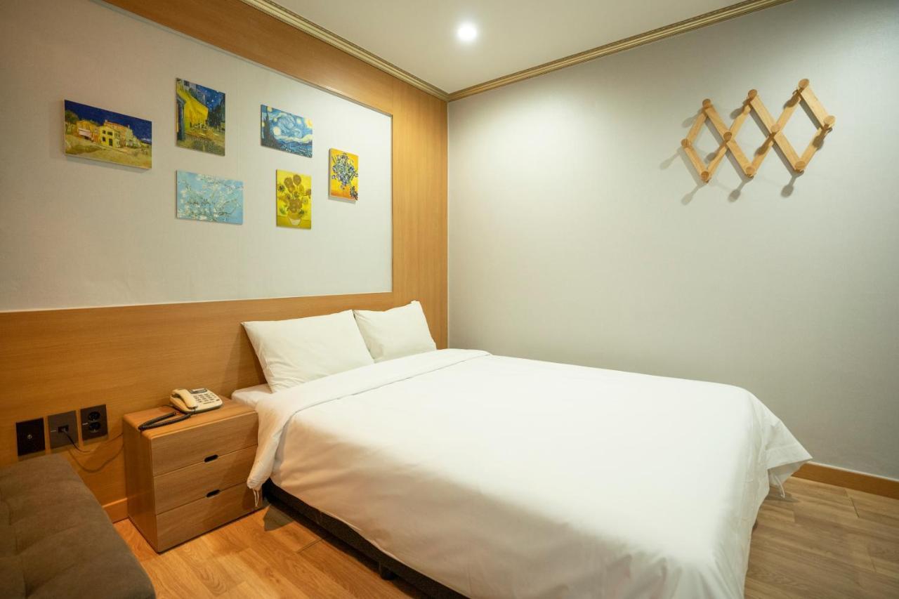 Jeju Stay Hotel Екстериор снимка